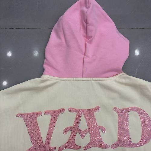 Vareallday Portrait‑Graphic Two‑Tone Hoodie