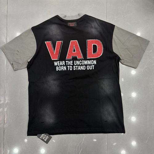 Vareallday Portrait‑Graphic Two‑Tone Short‑Sleeve T‑Shirt